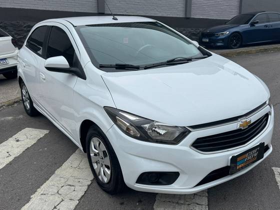 CHEVROLET ONIX 1.0 MPFI LT 8V FLEX 4P MANUAL CHEVROLET ONIX 1.0 MPFI LT 8V FLEX 4P MANUAL